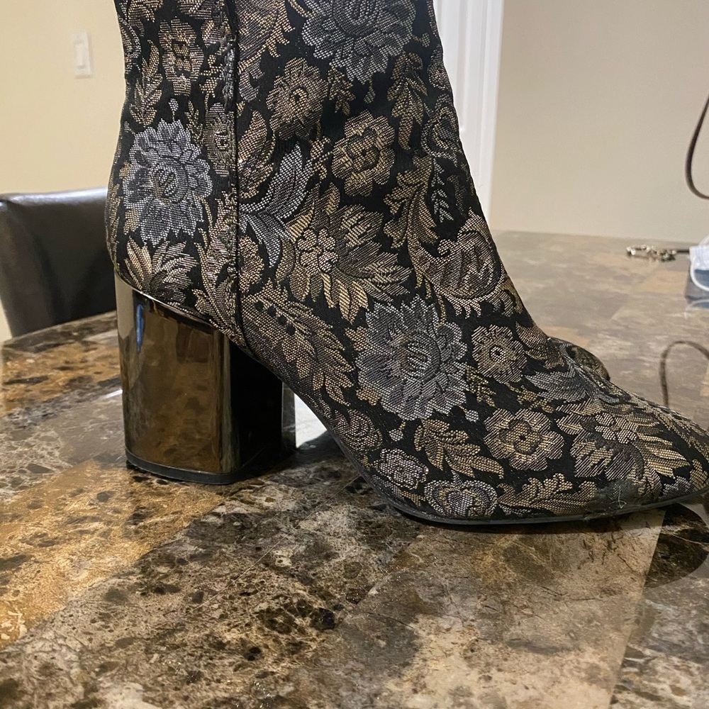 Aldo Booties - Picture 4 of 5